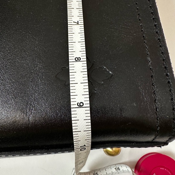 Patricia Nash Black and Cream Tote Bag - Picture 10 of 12